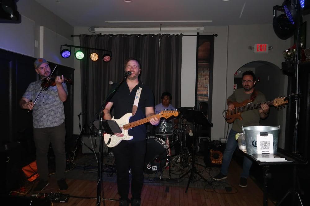 Ian Biggs & The Ruckus Band